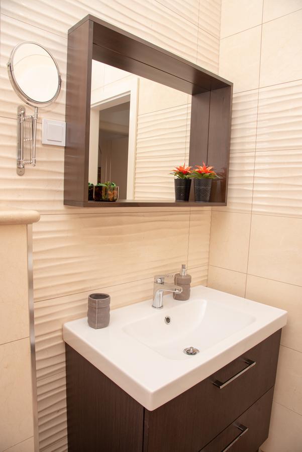 Apartment Ariana Bol Extérieur photo