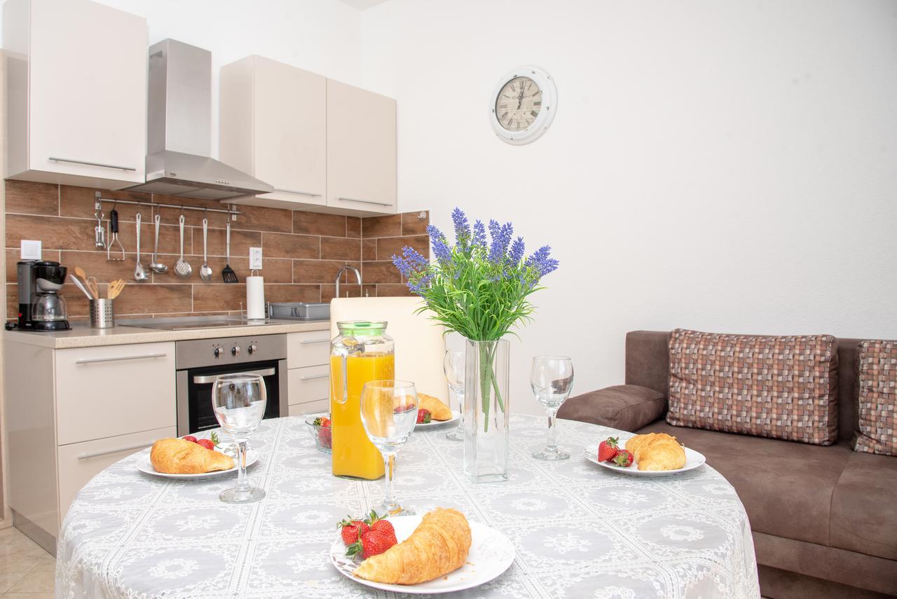 Apartment Ariana Bol Extérieur photo