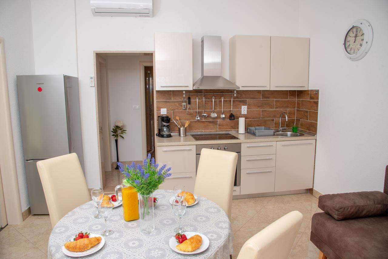 Apartment Ariana Bol Extérieur photo